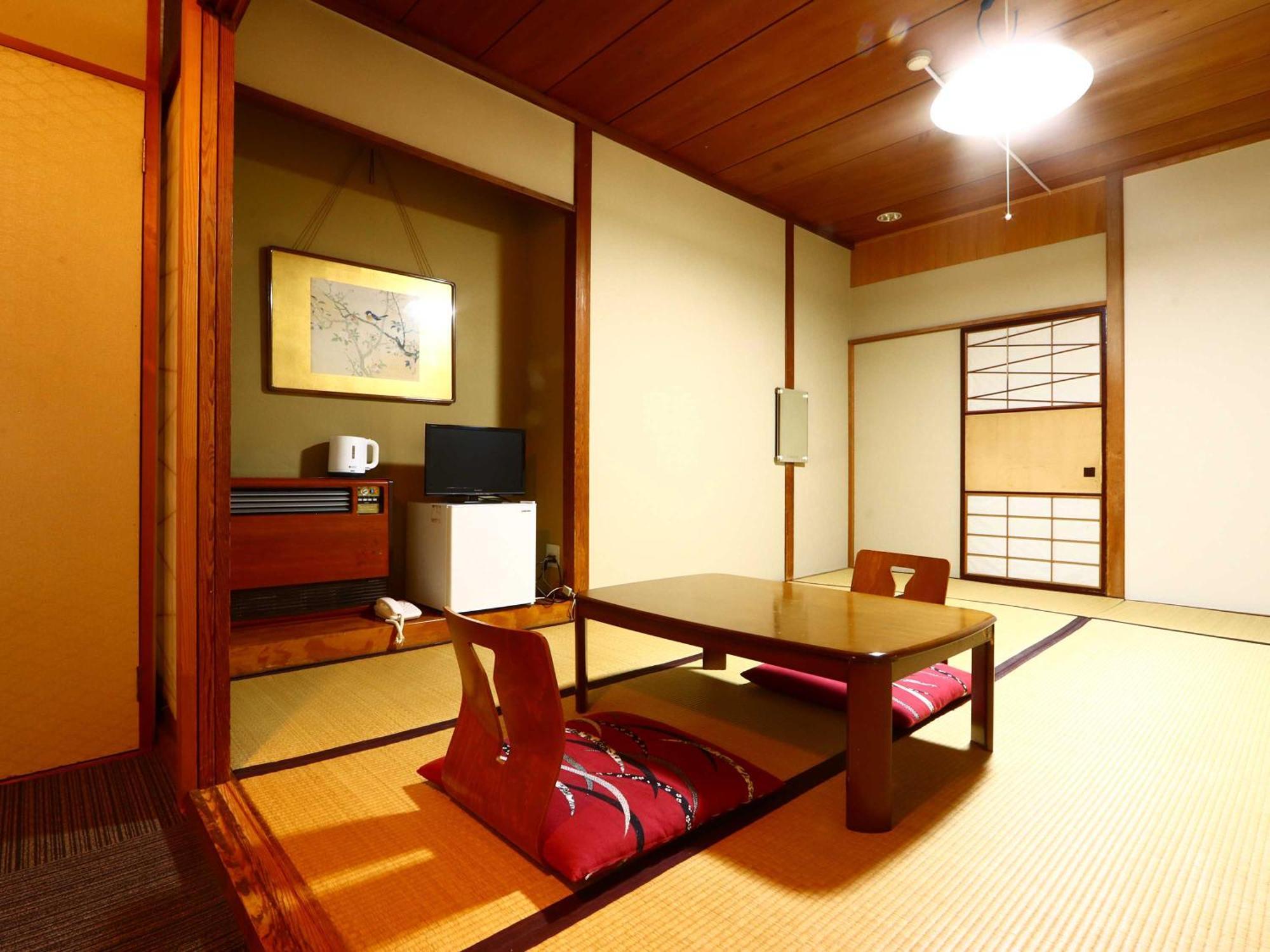 Kaneki Hotel Yamanouchi  Buitenkant foto